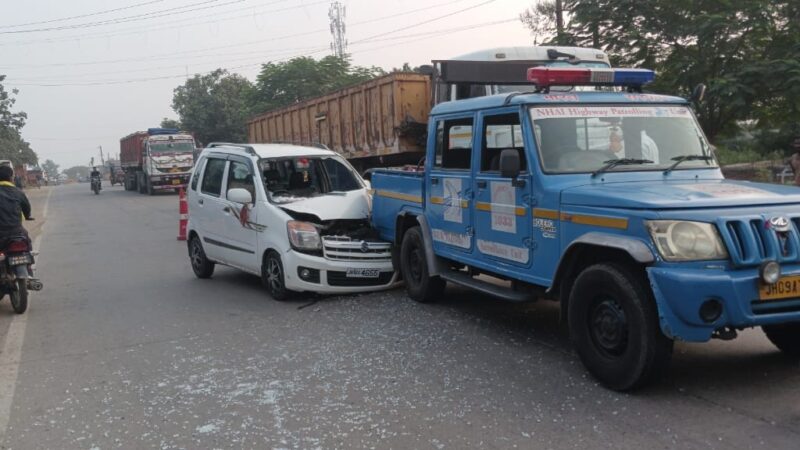 सड़क हादसे में बाल बाल बचा चालक