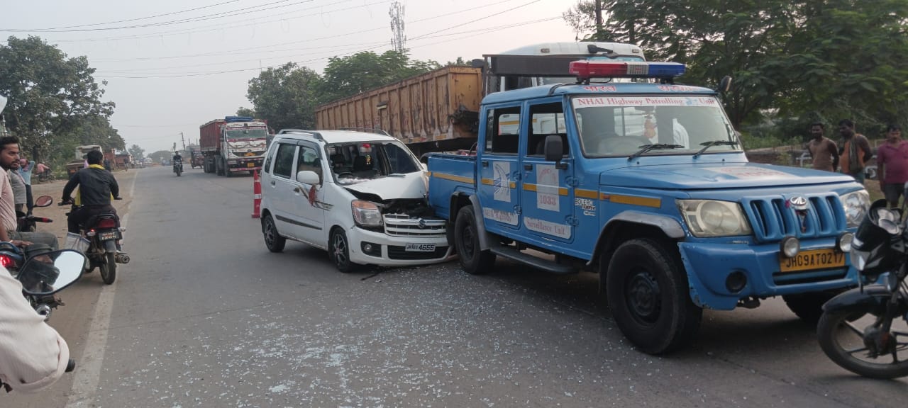 सड़क हादसे में बाल बाल बचा चालक