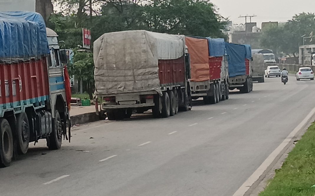 छठ पर्व के अवसर पर भारी वाहनों के परिचालन पर रहेगा अस्थायी प्रतिबंध