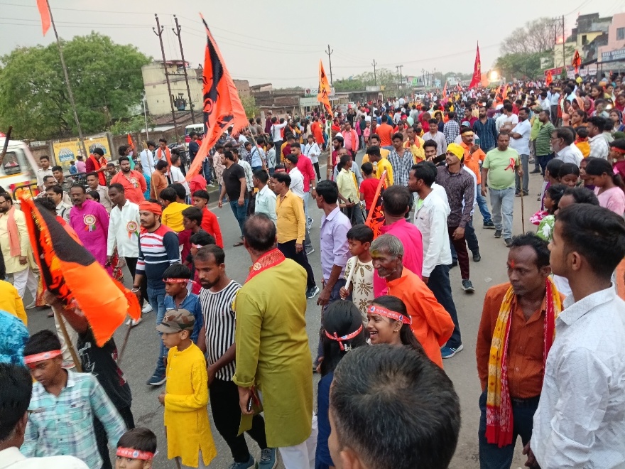 बालीडीह में रामनवमी जुलूस में उमड़ी भीड़