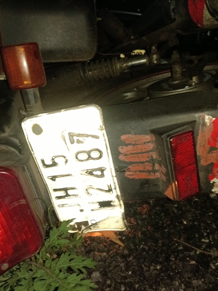 बालीडीह 43 मोड़ में बाइक और कार की भिड़ंत, एक घायल