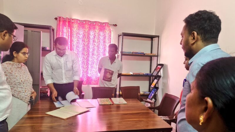 DDC ने चास प्रखंड के सुनता पंचायत स्थित ज्ञान केन्द्र का किया निरीक्षण