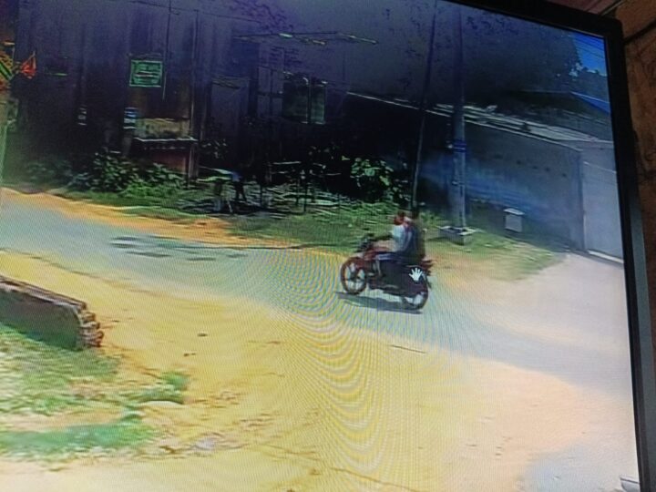 राशन दुकान संचालिका से सोने की चेन झपटकर बाइक सवार फरार