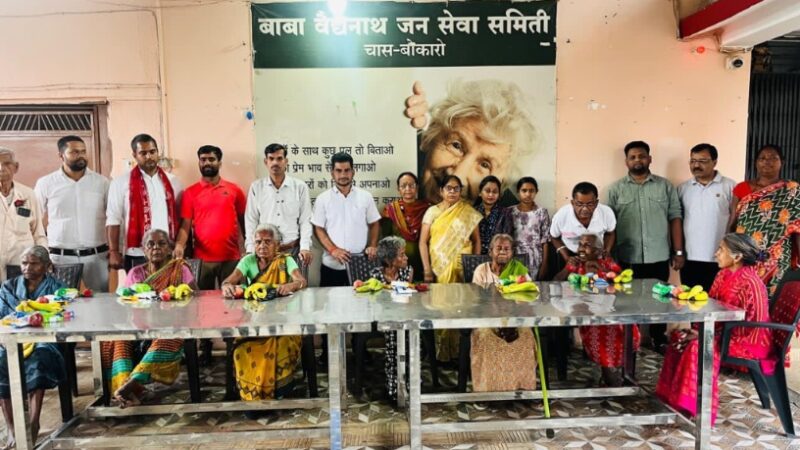 मातृ दिवस पर वृद्धाश्रम में सम्मान का अनोखा आयोजन, बुजुर्ग माताओं के चेहरे खिले