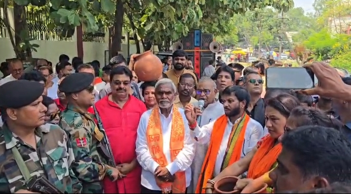 बोकारो में भाजपा का प्रदर्शन: बिजली-पानी संकट को लेकर निकाली रैली, चंपई सोरेन ने सरकार पर साधा निशाना