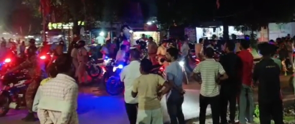 चास-बोकारो में पुलिस का फ्लैग मार्च, शराबबंदी व सुरक्षा पर कड़ी नजर