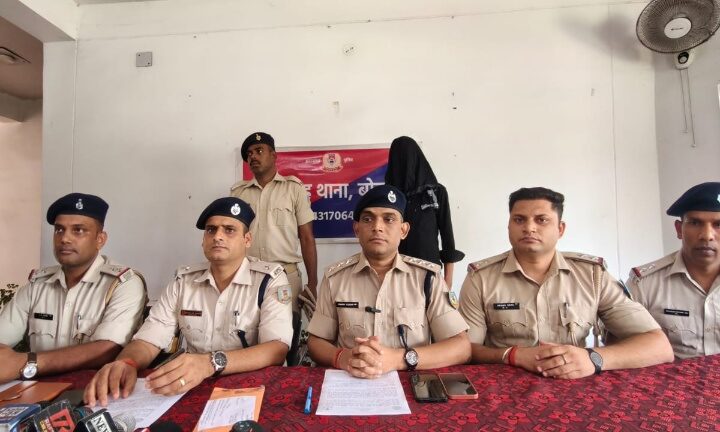 बोकारो औधोगिक क्षेत्र में निर्माणाधीन BMW प्लांट से रंगदारी मांगने वाला प्रिंस खान का गुर्गा पुलिस के हत्थे चढ़ा