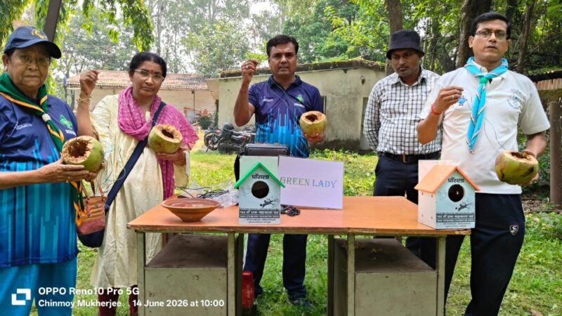 भीषण गर्मी में पक्षियों के लिए राहत: रेलवे स्काउट्स एंड गाइड्स की सराहनीय पहल