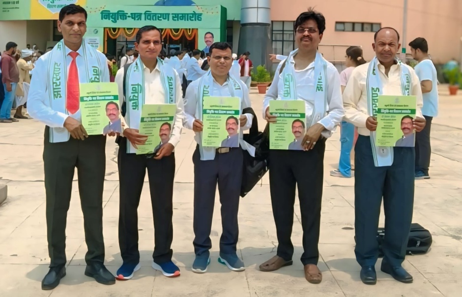 कसमार के पांच सहायक अध्यापकों को मिला सहायक आचार्य का नियुक्ति पत्र 